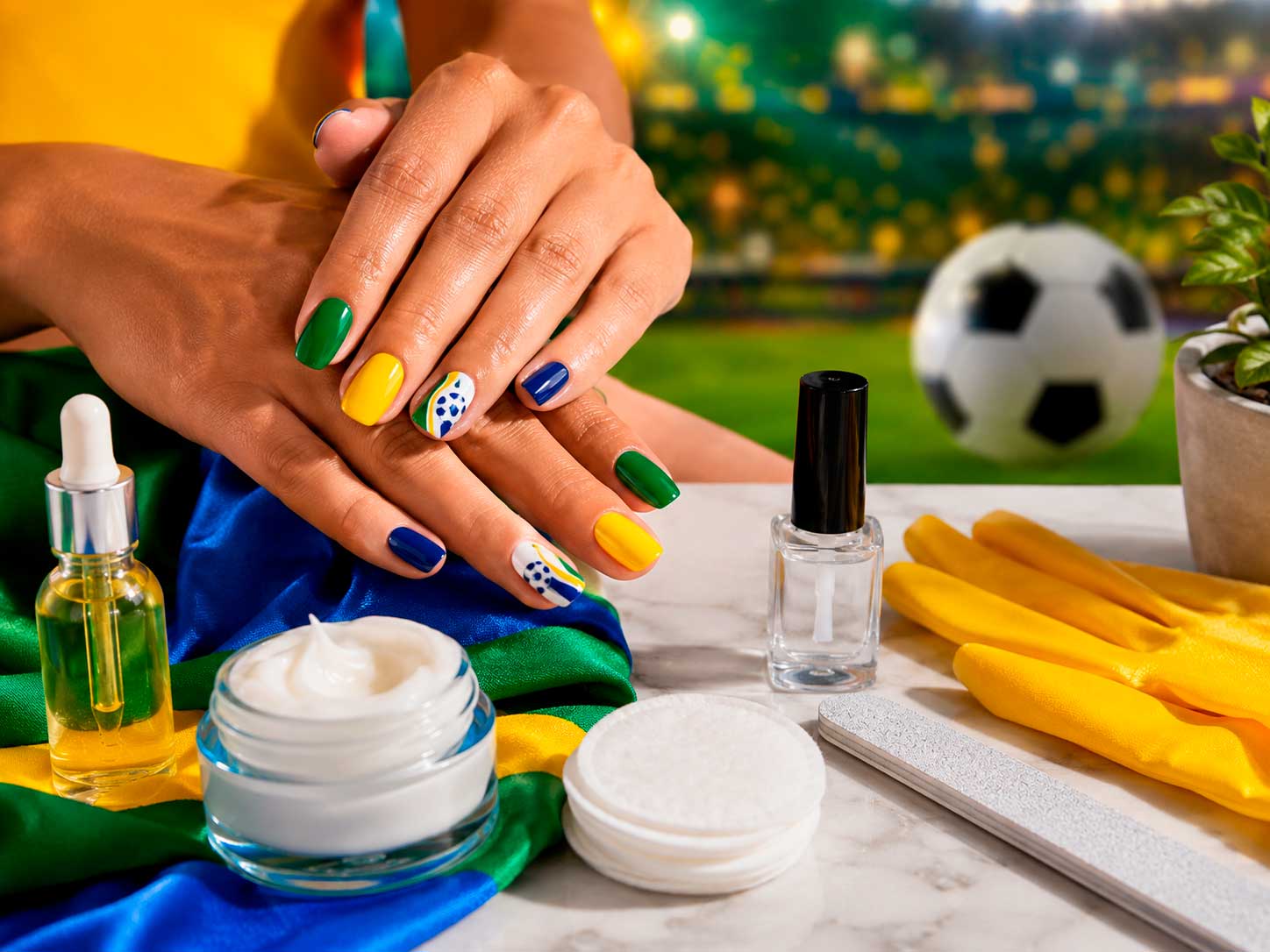 Cuidados para manter as unhas bonitas durante toda a Copa